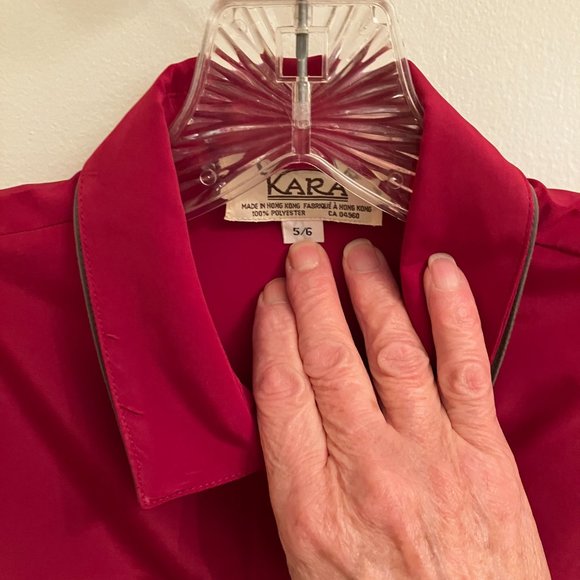 KARA size 5/6 burgundy with army green(?) accents - Picture 4 of 5